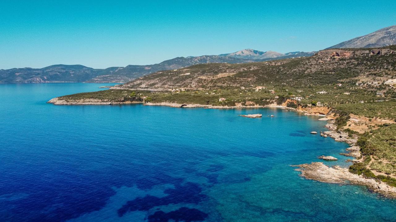 La Strada Studios Kardhamili Bagian luar foto